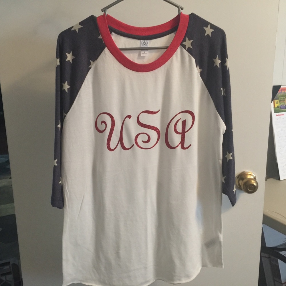 3/4 length USA  women’s large shirt